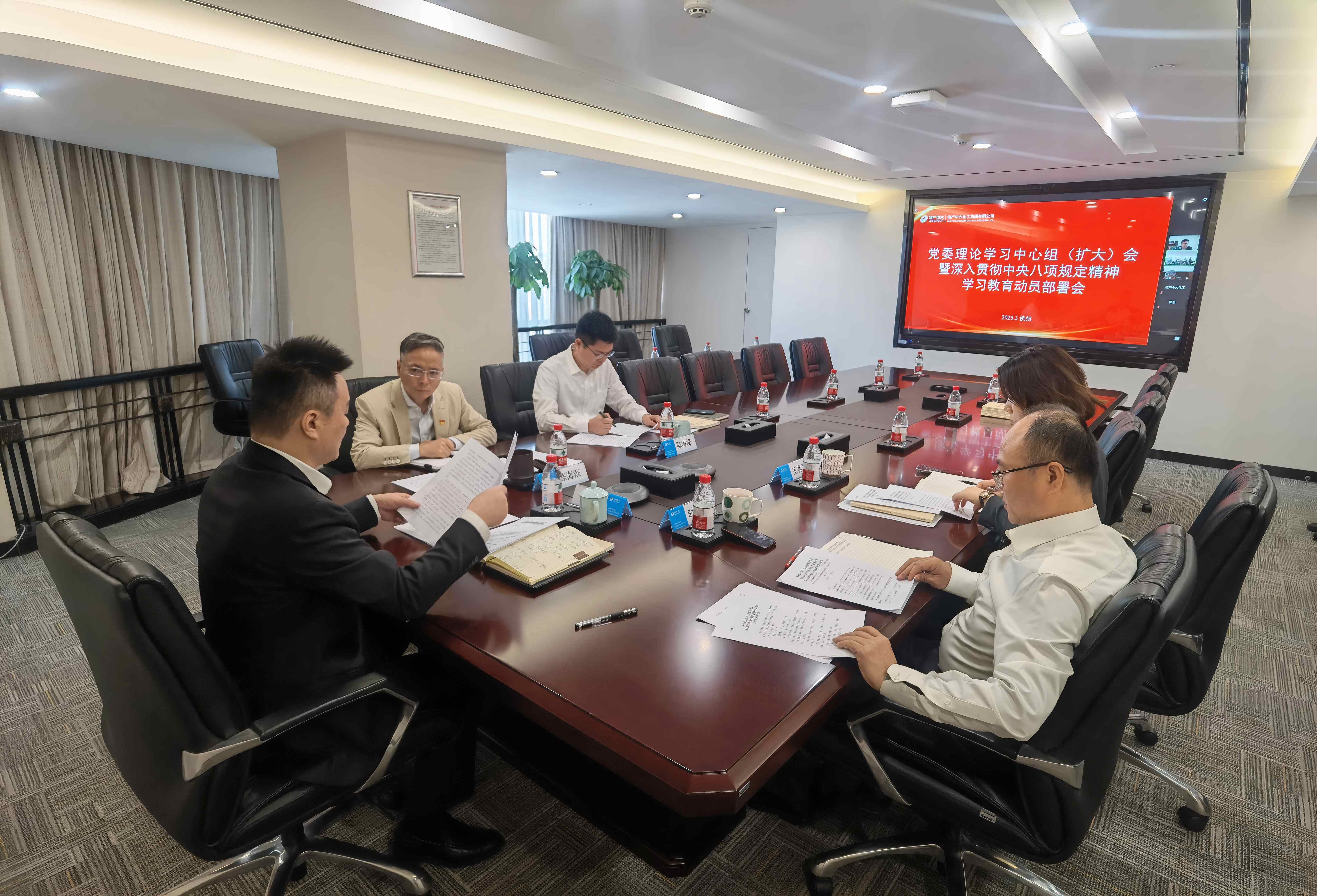 174537609997049529F1.jpg 174537609997049529F1.jpg